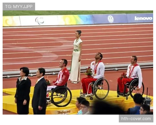 娜塔莉·考夫林在北京2008奥运会中再创佳绩，成美国泳坛传奇